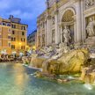 Zakaz jedzenia przy Fontannie di Trevi