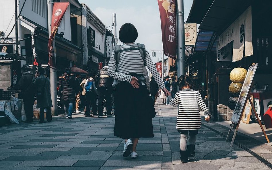 Nikt w Japonii nie wie, ile osób nie ma rodzinnego rejestru. Setki? Tysiące? Nie trafią do dobrej sz