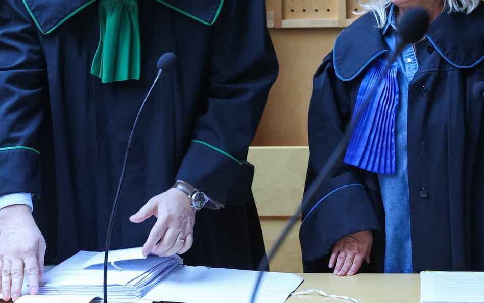 Sąd Najwyższy wzmacnia szanse na podwyższenie stawek za urzędówki