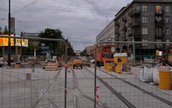 Dzięki postępom prac, tramwaje powrócą na stałe trasy na alei Niepodległości oraz ulicach Rakowiecki