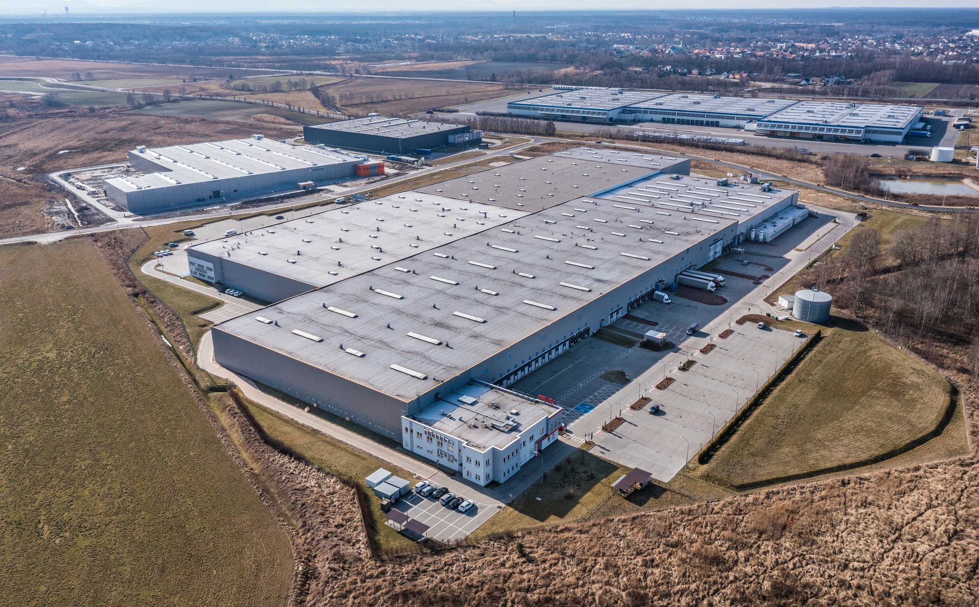 Hillwood Polska kupuje magazyny za 100 mln euro