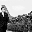 Radosław Sikorski podczas pożegnania żołnierzy wyjeżdżających na służbę do Afganistanu, Libanu i Kos