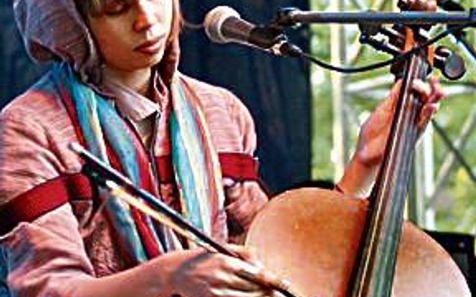 Polski i afrykański folk w teatrze