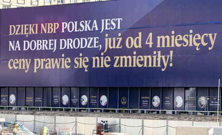 Zaskakujący baner NBP: „Ceny prawie się nie zmieniły”, „dzięki NBP”