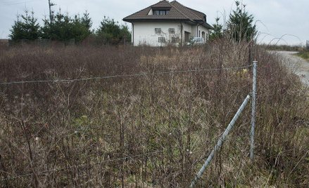 Co przeszkadza inwestować w ziemię