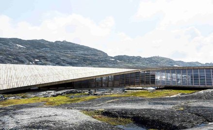 Ilulissat leży 250 kilometrów na północ od kręgu polarnego.