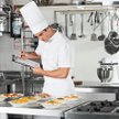 Na Podkarpaciu nie słabnie zapotrzebowanie na pracowników w gastronomii. Poszukiwanie są m.in. szefo