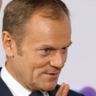 Donald Tusk zyskuje na atakach PiS