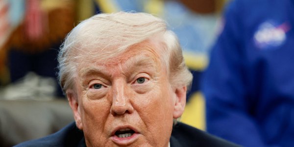 Trump nie zamierza odpuszczać blokady irańskich portów. „Duszą się jak nadziane prosię”