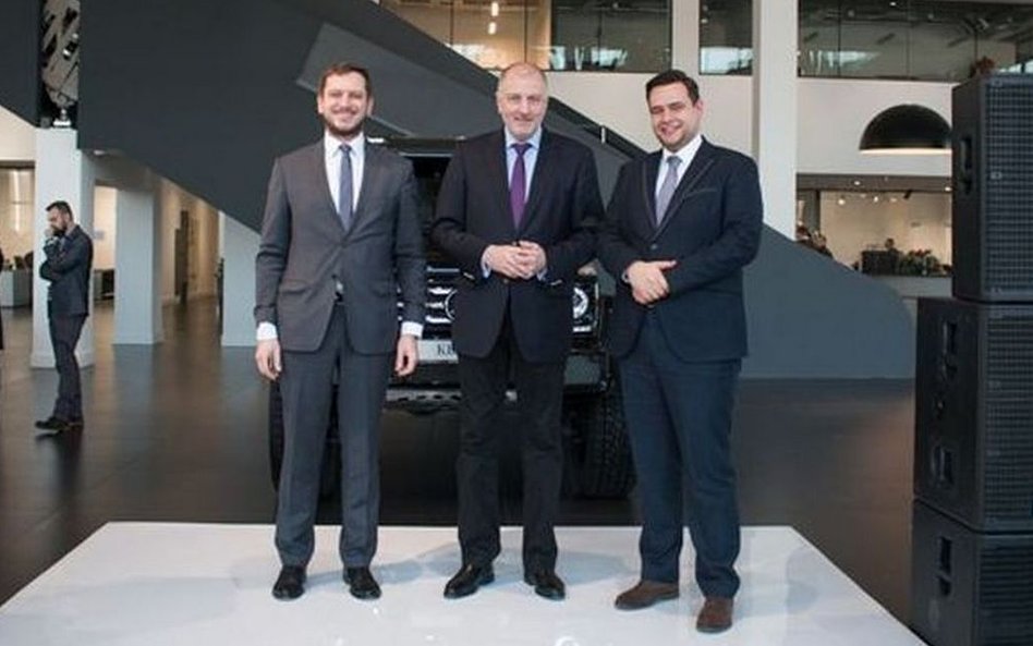 Od lewej: Michał Łuczak (prezes Grupy Wróbel), Rafał Dutkiewicz (prezydent Wrocławia), Wojciech Wrób