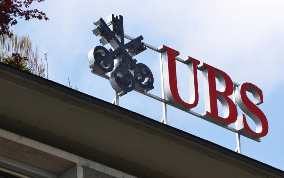 UBS jednak na plusie