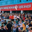 Pracownicy Mińskiej fabryki MZKT (pojazdy ciężarowe i podwozia) protestowali gdy w środku przemawiał