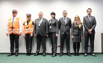 Warszawa: Kontrolerzy biletów od listopada w mundurach