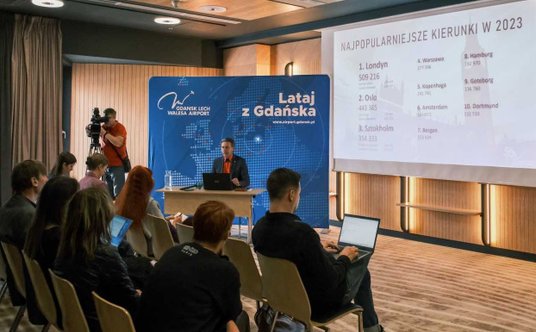 Wyniki lotniska przedstawił podczas konferencji prezes Portu Lotniczego Gdańsk im. Lecha Wałęsy Toma