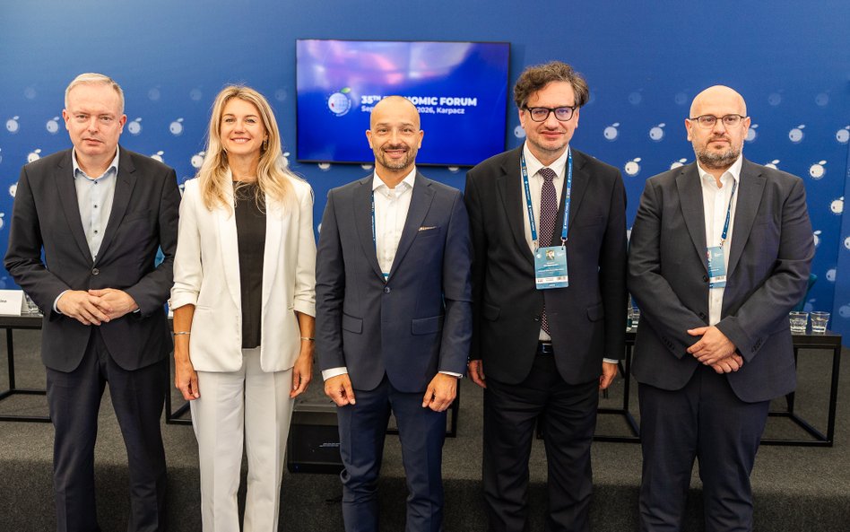 Paneliści zwracali uwagę na to, że zagrożeniem może być pozornie zwykły e-mail