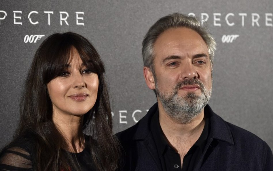 Monica Bellucci i reżyser filmu Sam Mendes