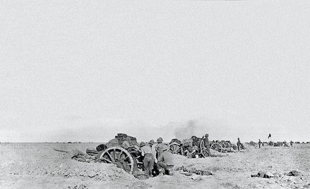 Wojska generała Aylmera idące na odsiecz oblężonemu Kut stoczyły walki pod Sheikh Saad, styczeń 1916