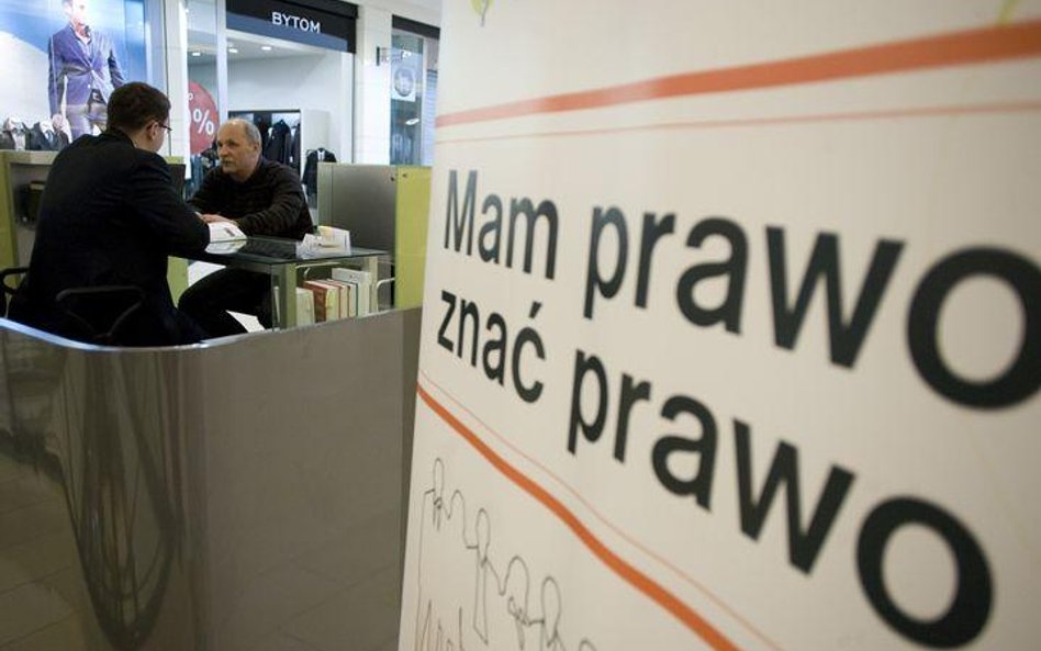 We wrocławskim kiosku prawnym można uzyskać poradę np. w spadku, alimentów czy umowy z deweloperem
