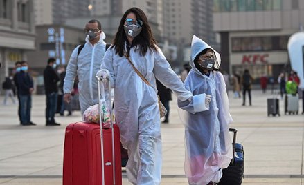 Mieszkańcy Wuhanu opuszczają miasto po 76 dniach izolacji