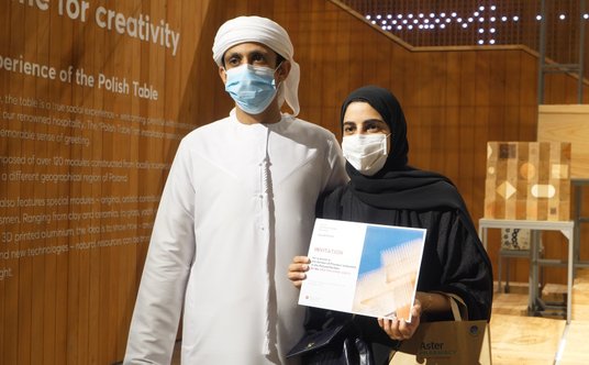 Milionowym gościem w Polskim Pawilonie na Expo w Dubaju okazała się kobieta - Aisha pochodząca z ZEA