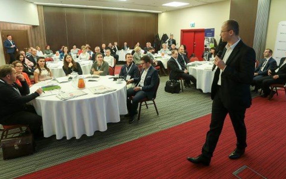 Uczestnicy konferencji zgodzili się, że odpowiednie zarządzanie wiedzą może decydować o przyszłości 