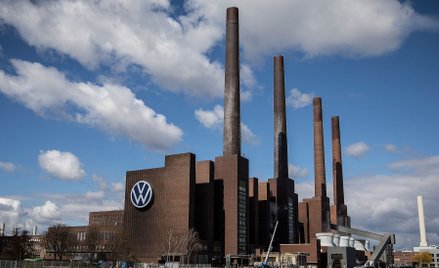 Volkswagen z problemami - zamykanie fabryk, zwolnienia, możliwe strajki