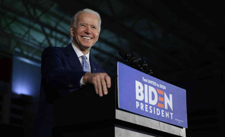Biden miażdży Sandersa na Florydzie