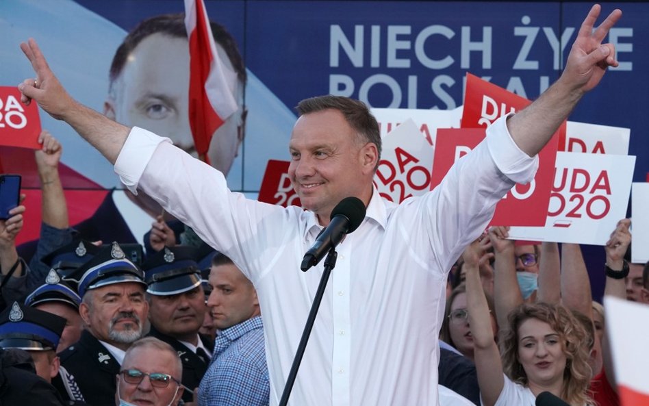 Sondaż: Mobilizacja wyborców. Andrzej Duda wyprzedza Rafała Trzaskowskiego