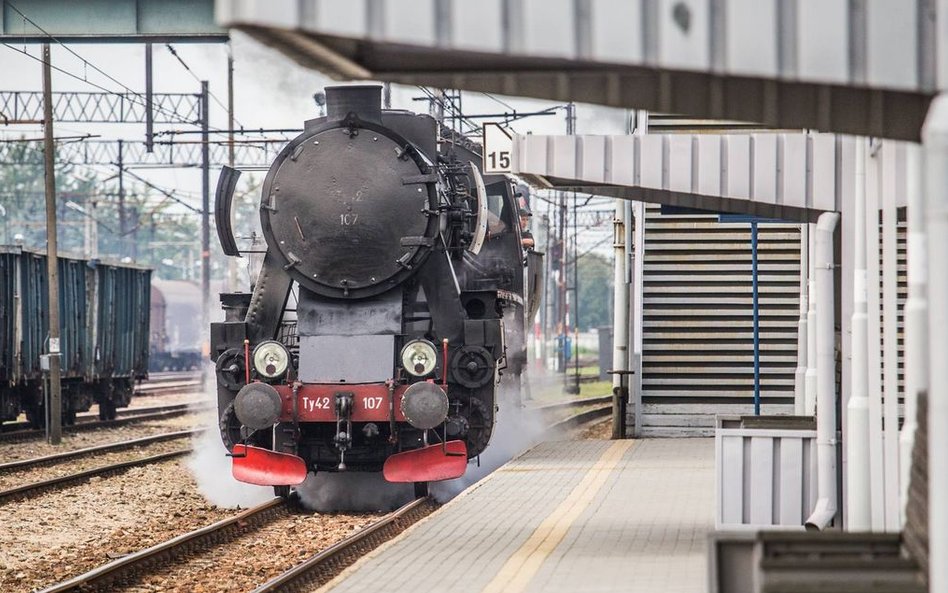 Pociągi retro będą jeździły po trasach Małopolski od kwietnia do grudnia 2017 r.