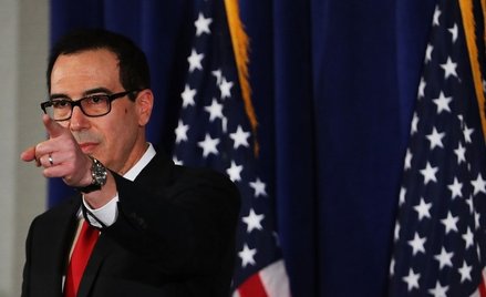 Sekretarz skarbu Steve Mnuchin: Donald Trump chce uniknąć wojny atomowej