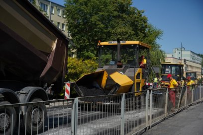 Drogowcy zaplanowali wymianę nawierzchni ulic w czterech dzielnicach Warszawy