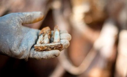W północnej i wschodniej Francji w ziemi zalega jeszcze dużo grożącej wybuchem amunicji. Archeolodzy