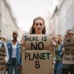 Młodzież w obronie klimatu: "wasza bierność nas zabija"