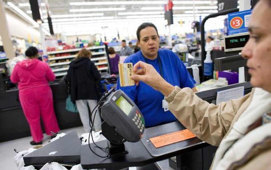 Największą siecią handlową świata pozostaje Wal-Mart