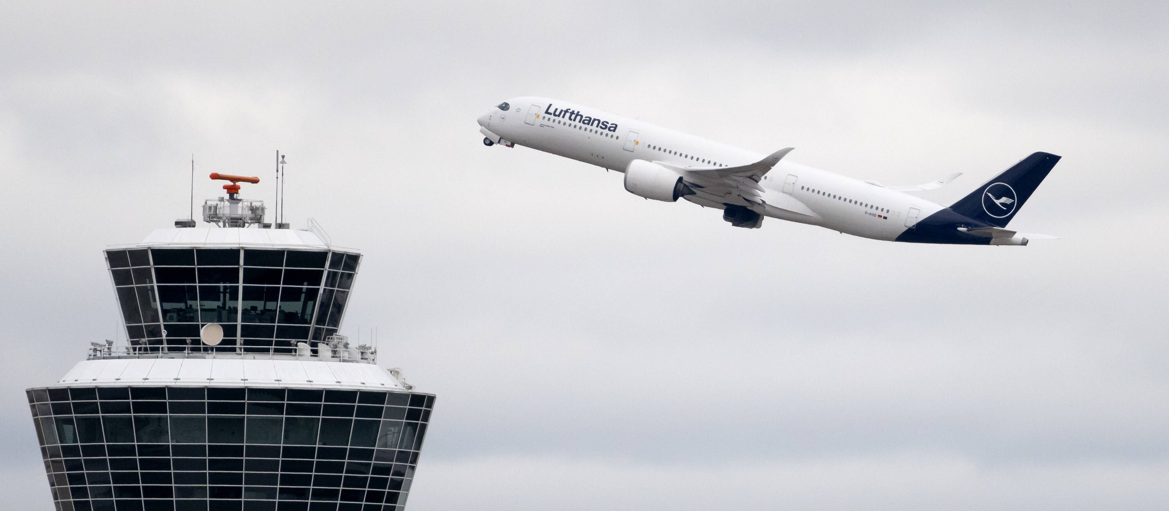 Iran na kilka godzin zamknął swoją przestrzeń powietrzną