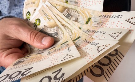 Kto został na peronie, może jeszcze łapać pociąg zwany obligacjami