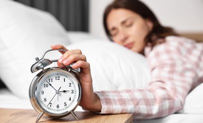 Podczas zmiany czasu z zimowego na letni śpimy o godzinę krócej.