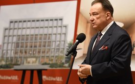 Obiekty o wysokości nieprzekraczającej 23,4 metra zostały zaprojektowane tak, aby dopełnić istniejąc