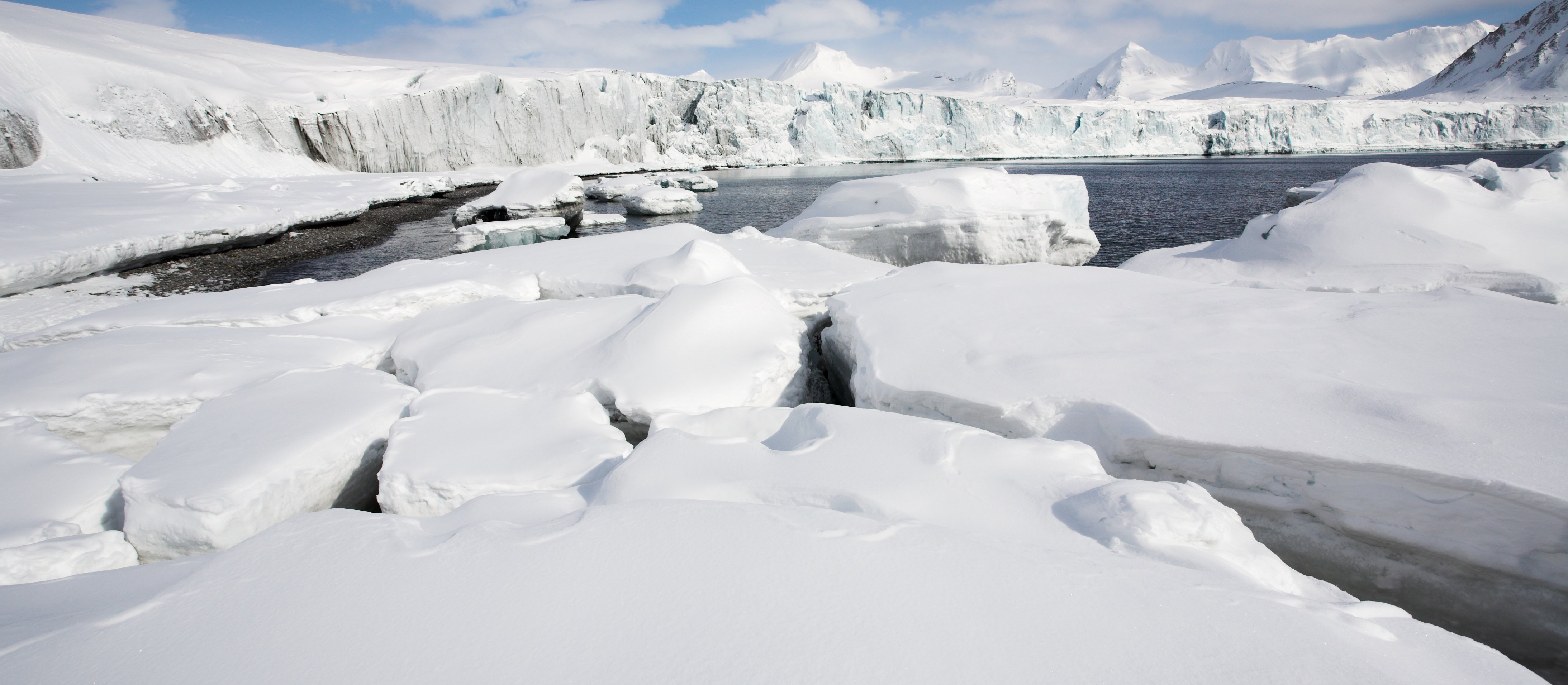 Polska zamknęła granicę. Chińskie towary popłyną przez rosyjską Arktykę
