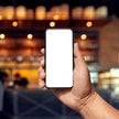 Brytyjska sieć pubów zakazuje używania głośników w telefonach