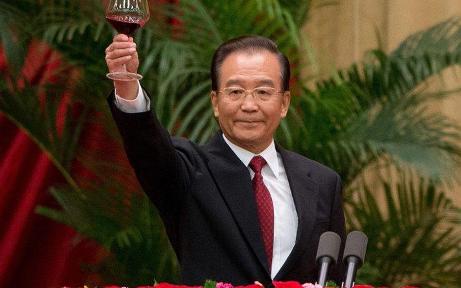 Premier Wen Jiabao wznoszący toast za pomyślność Chin