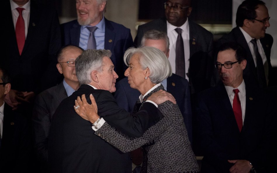 Prezes Fedu Jerome Powell i Christine Lagarde, szefowa EBC, zapowiadali kontynuację polityki podwyżs