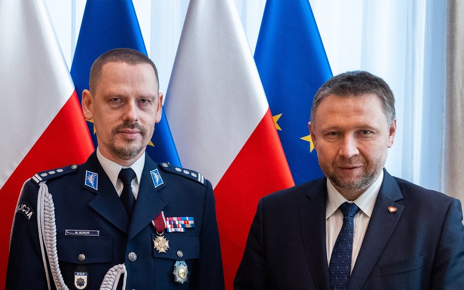 Insp. Marek Boroń i szef MSWiA Marcin Kierwiński