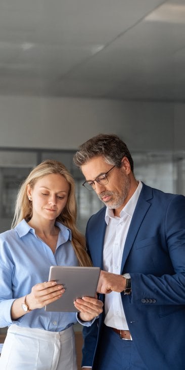 Autorzy badania odnotowali, że po raz pierwszy od 1966 r. luka płacowa między przedstawicielami oboj