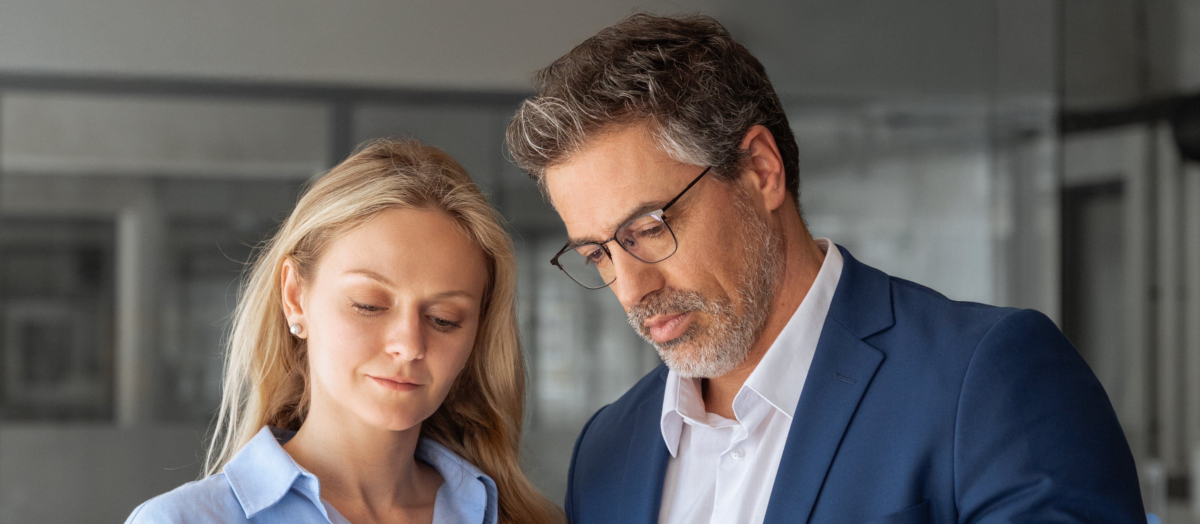 1 dolar dla mężczyzny=80.9 centów dla kobiety. Niepokojący wzrost luki płacowej w USA