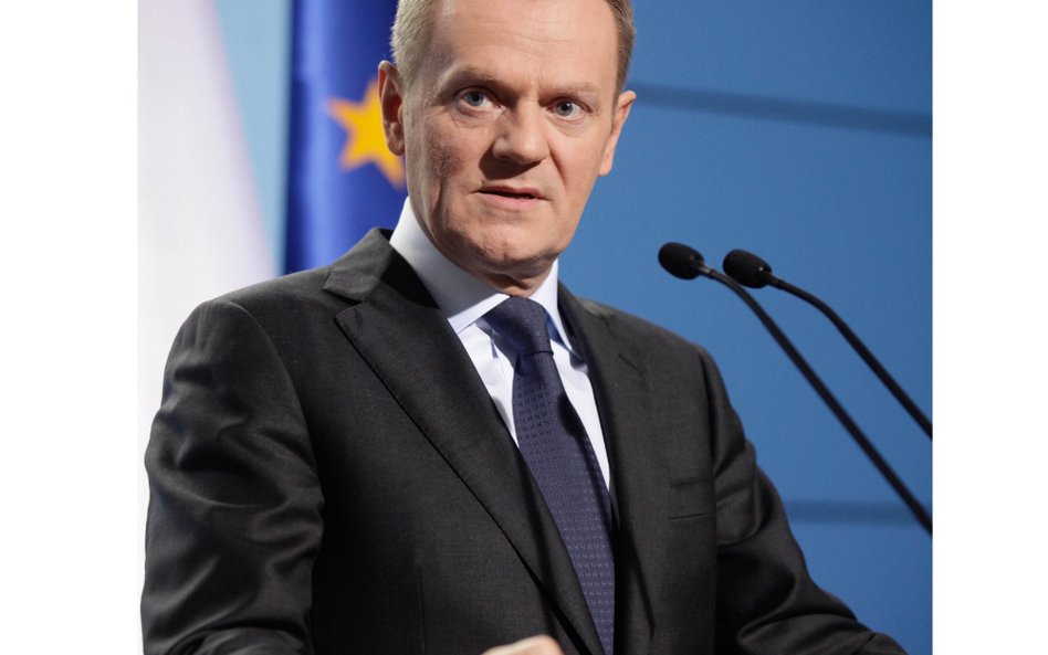 Donald Tusk: Podwładny nie powinien publicznie atakować przełożonego