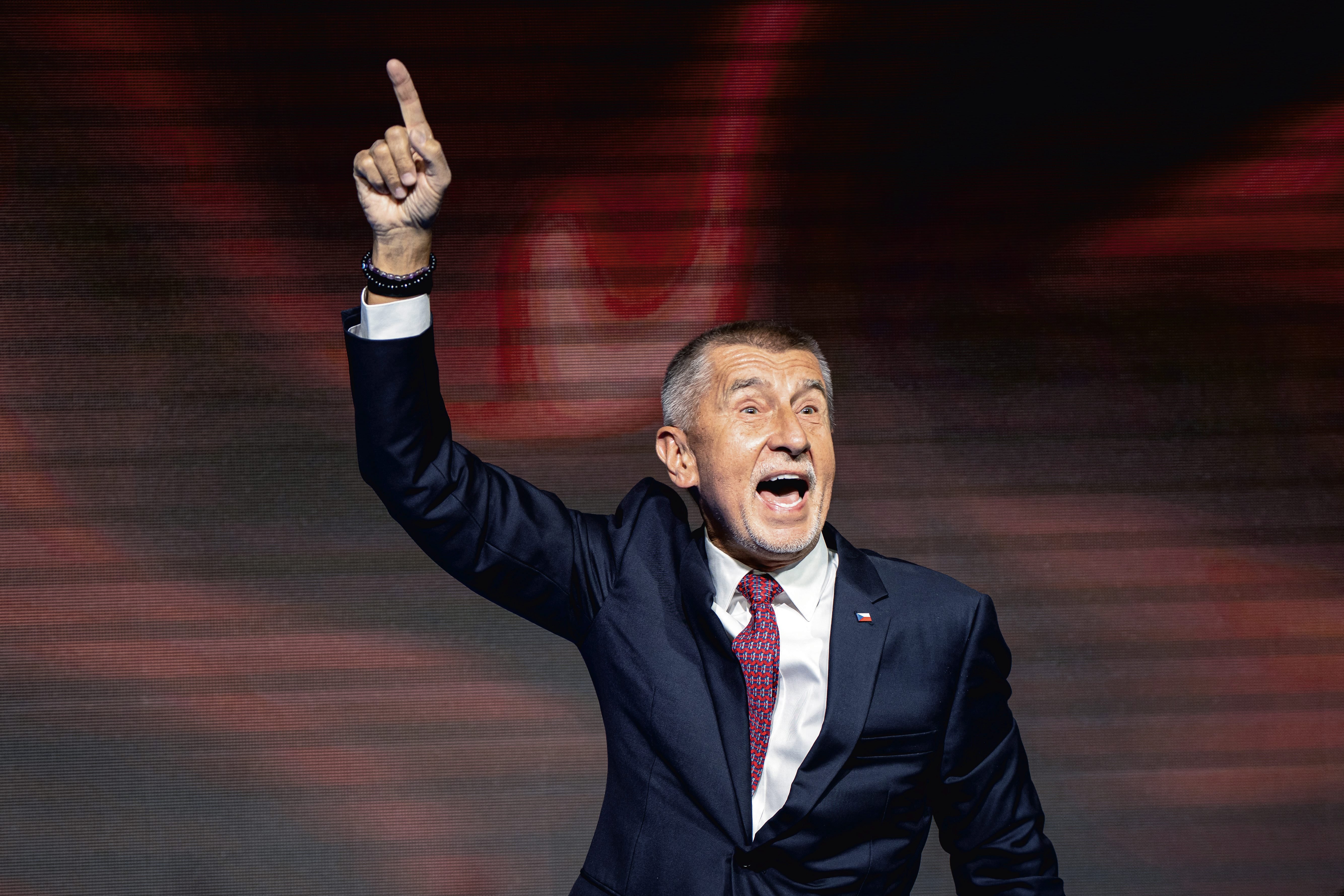 Andrej Babiš – Słowak, który podzielił Czechy. Fenomen polityczny i kontrowersje wobec oligarchy