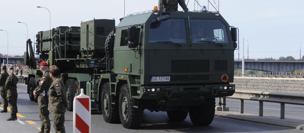 Wyrzutnia Patriot (program Wisła) na defiladzie z okazji Święta Wojska Polskiego 15 sierpnia 2024 r.