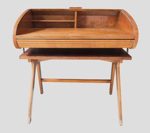 Biurko żaluzjowe z salonu Mody Polskiej.