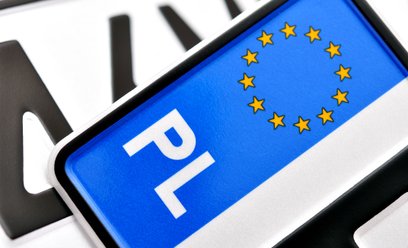 Od dzisiaj nowe zasady wymiany tablic rejestracyjnych